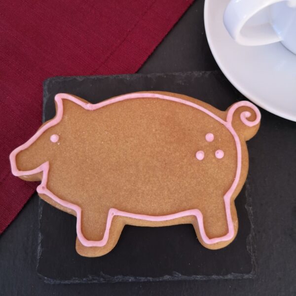 Image of a gluten-free and dairy-free Gingerbread Pig
